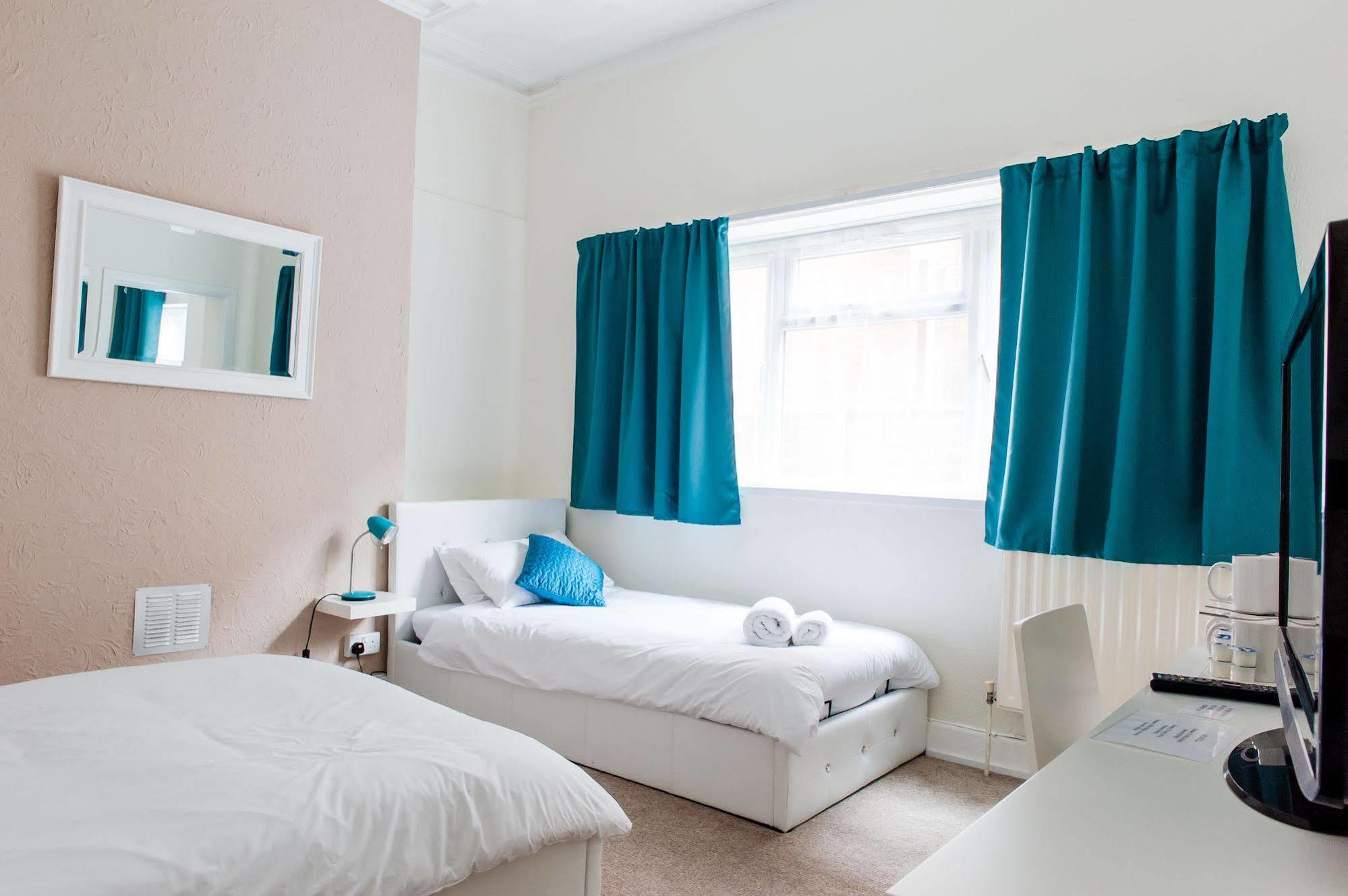 Addenro House B&B เซาธ์แธมป์ตัน ภายนอก รูปภาพ